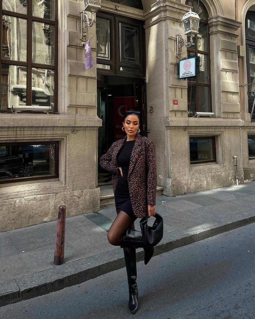 Leopard print blazer