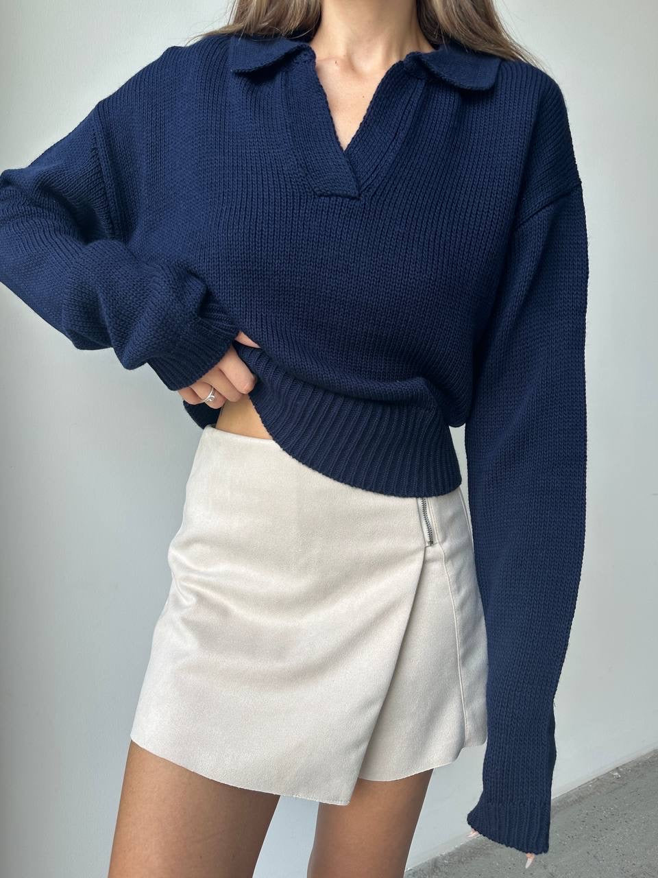 Basic polo sweater