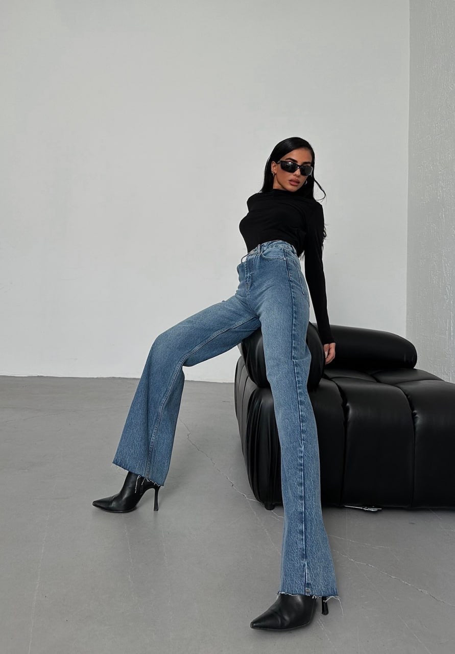 Wide jeans