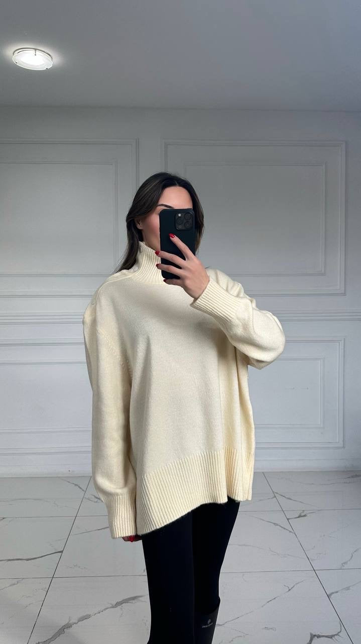 Oversized turtleneck sweater