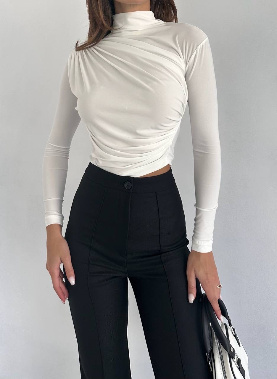 Stretchy long sleeve top