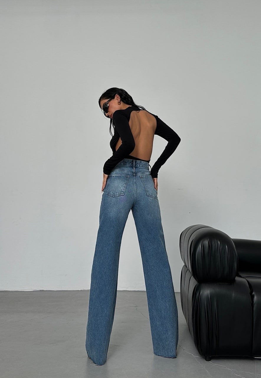 Wide jeans