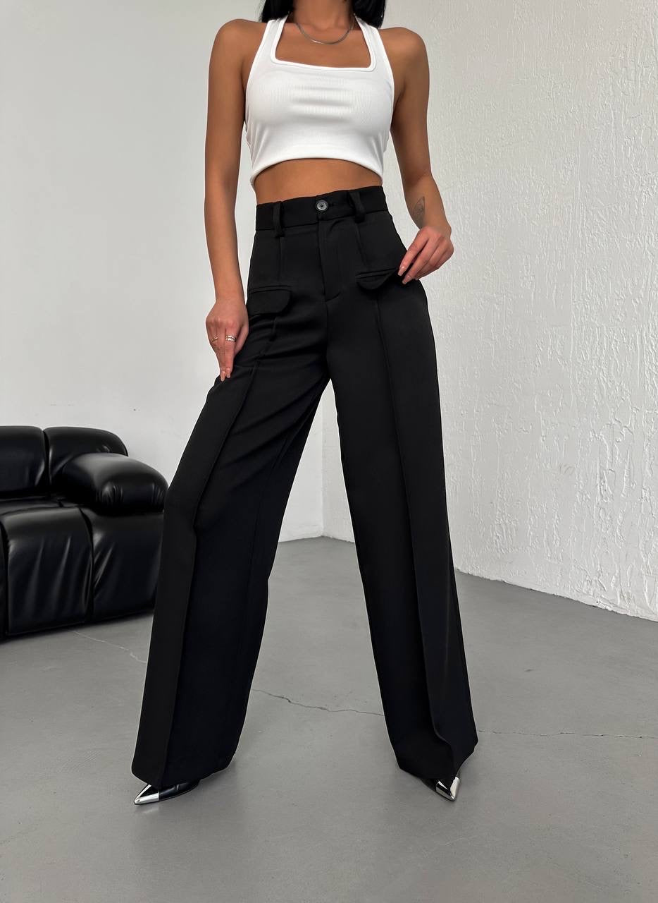 Wide pants with front details