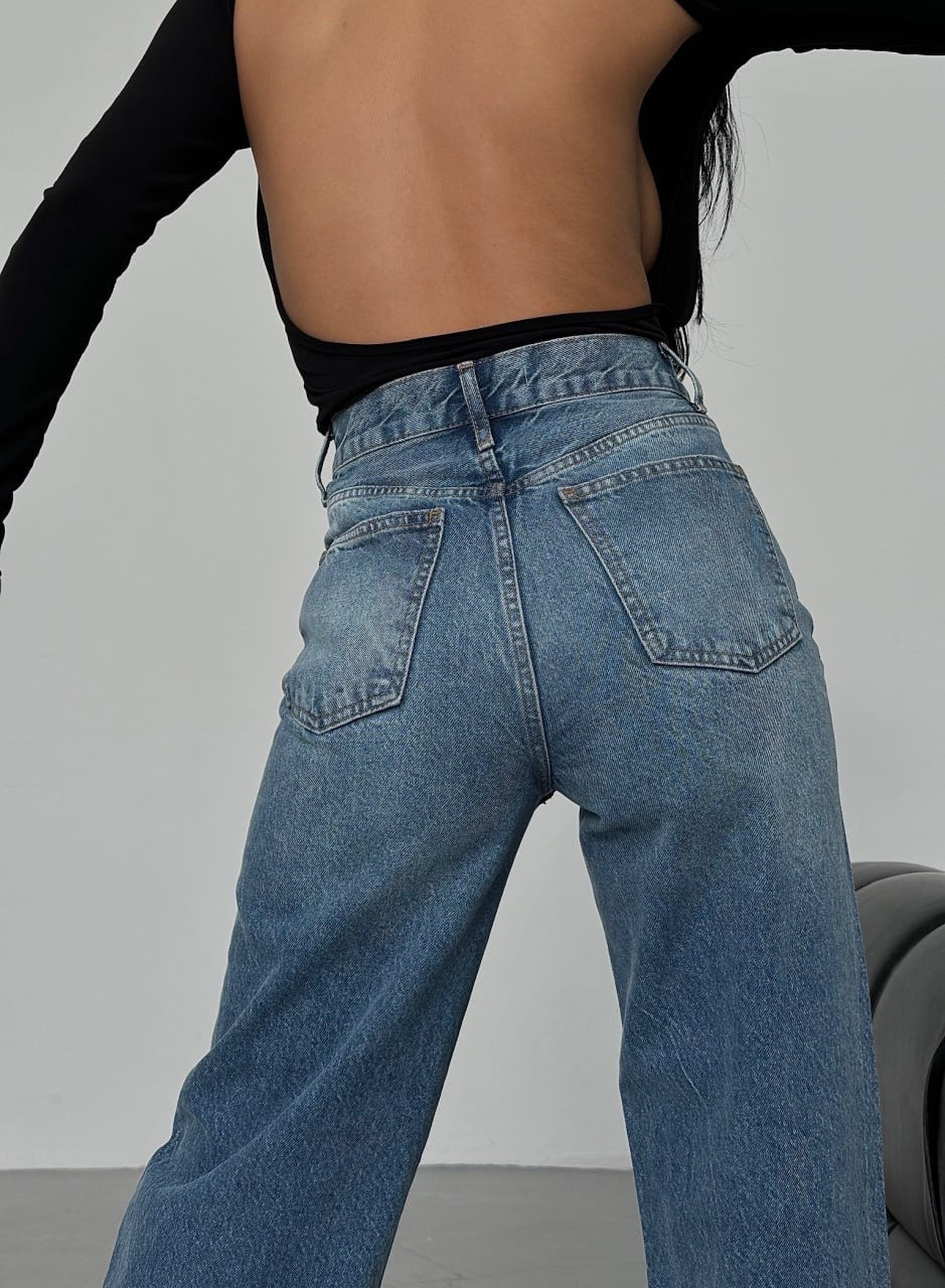 Wide jeans