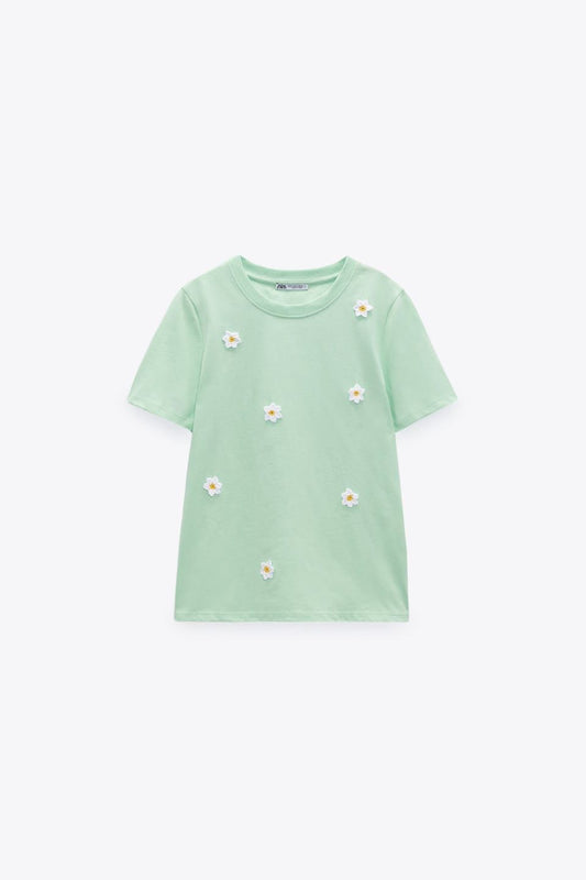 T-shirt with flowers