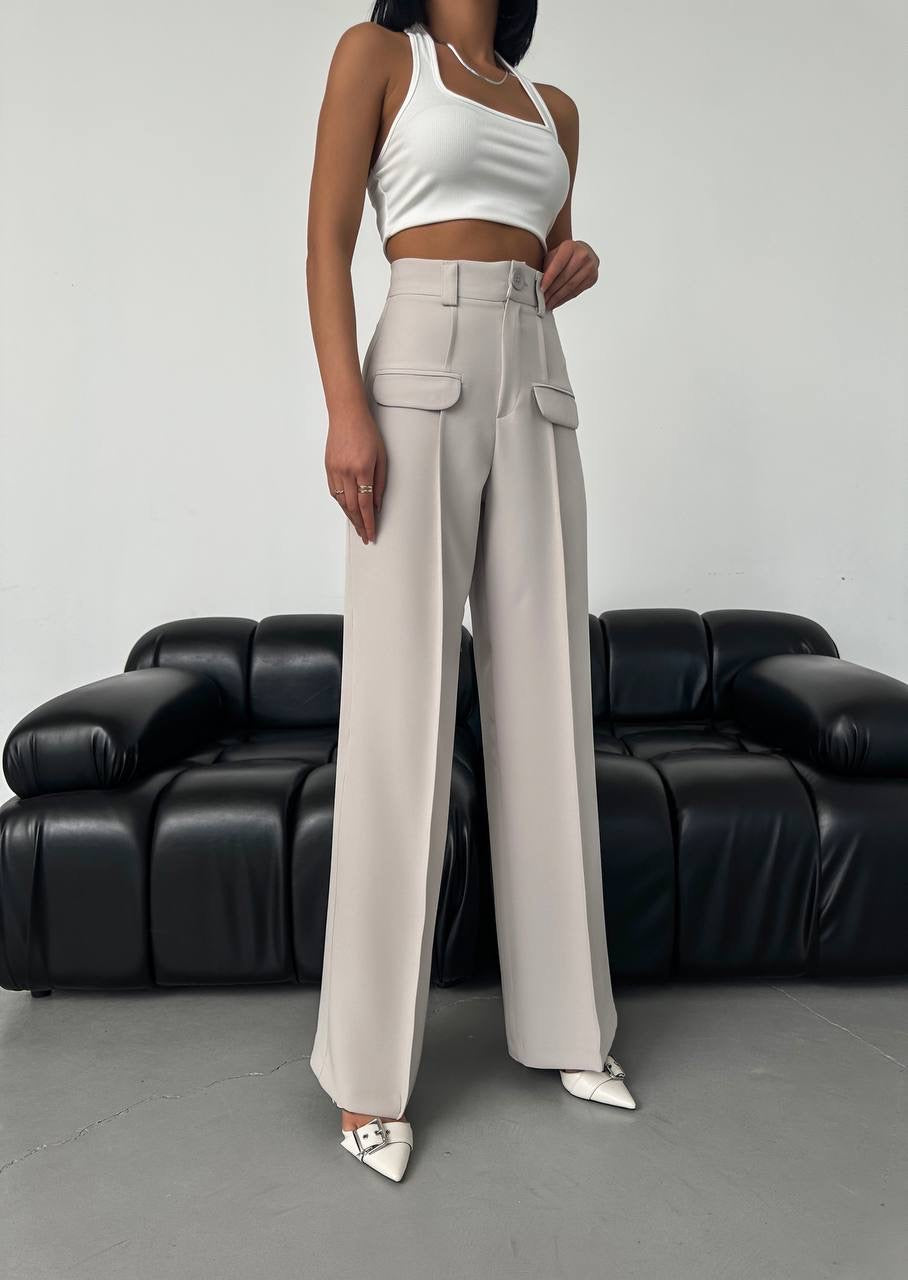 Wide pants with front details